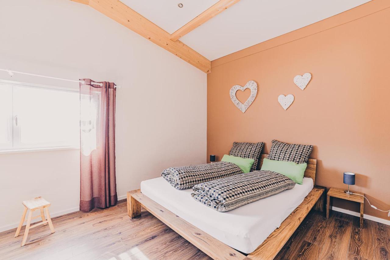 Grosse Ferienwohnung Mit Balkon Und Perfekter Lage Eggenthal Экстерьер фото